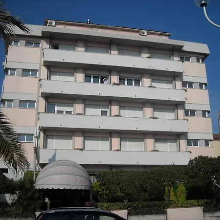 Hotell Ambasciatori Marina di Pietrasanta