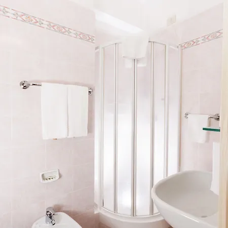 Hotel Ambasciatori 3*