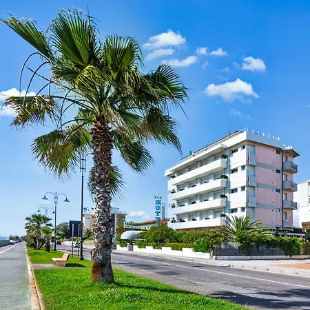 Hotel Ambasciatori 3*